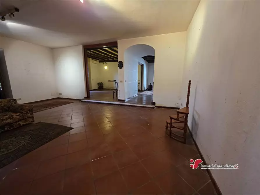 Immagine 5 di Villa in vendita  9 a Palermo