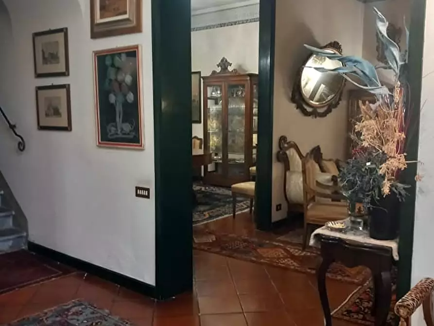 Immagine 4 di Villa in vendita  a Pisa