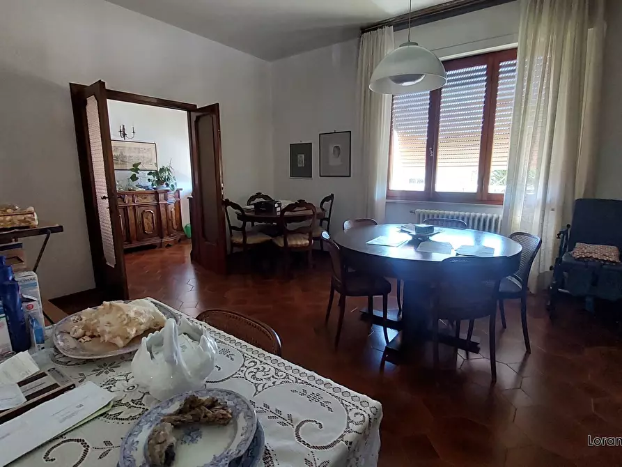 Immagine 8 di Villa in vendita  a Cascina