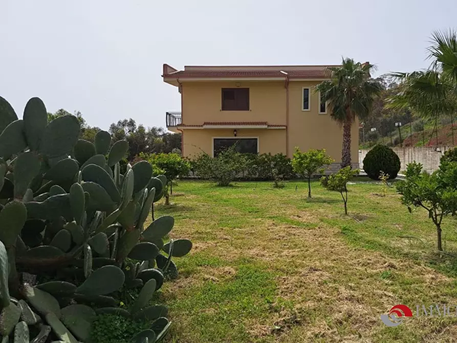 Immagine 7 di Villa in vendita  a Bova Marina