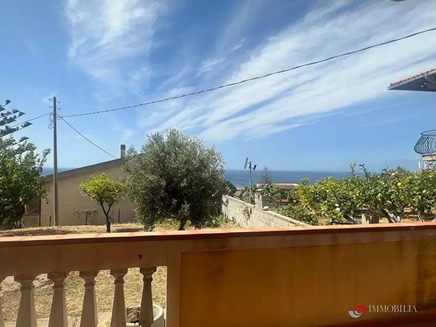 Immagine 6 di Villa in vendita  a Montebello Ionico