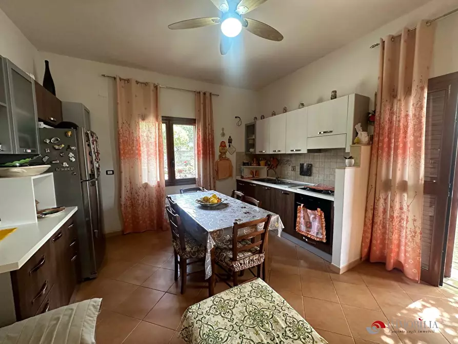 Immagine 5 di Villa in vendita  a Montebello Ionico