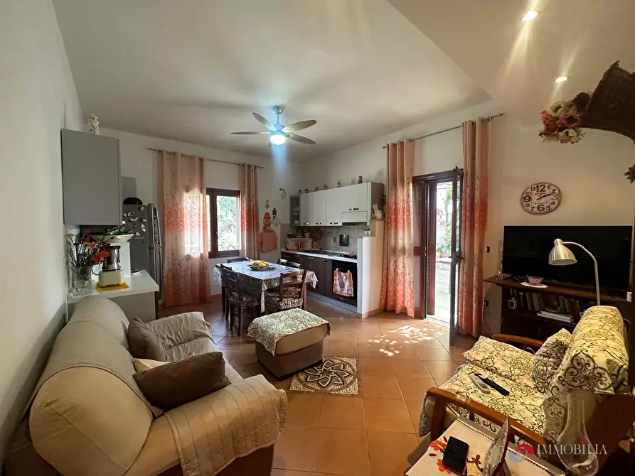 Immagine 7 di Villa in vendita  a Montebello Ionico