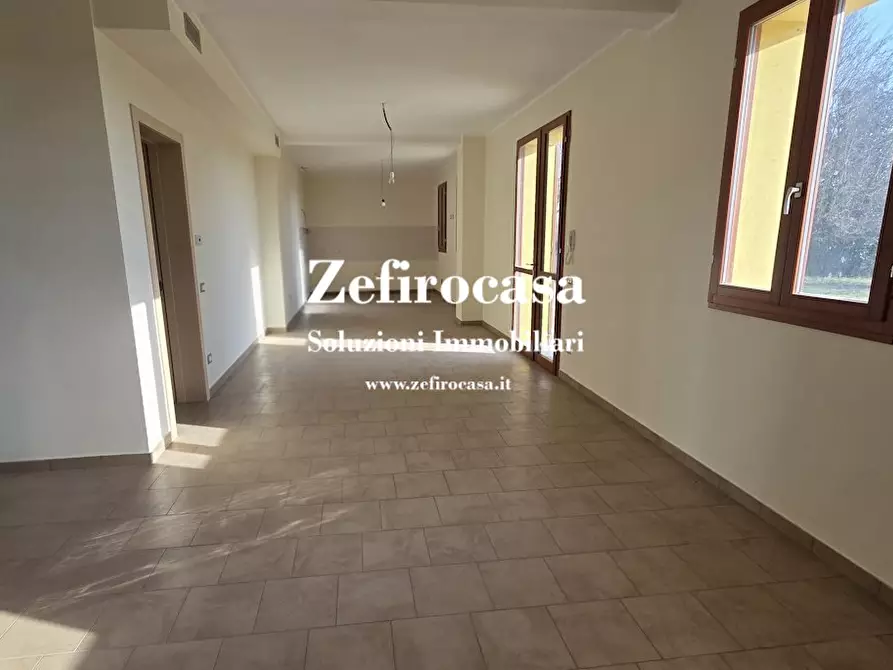 Immagine 5 di Villa in vendita  a Rolo