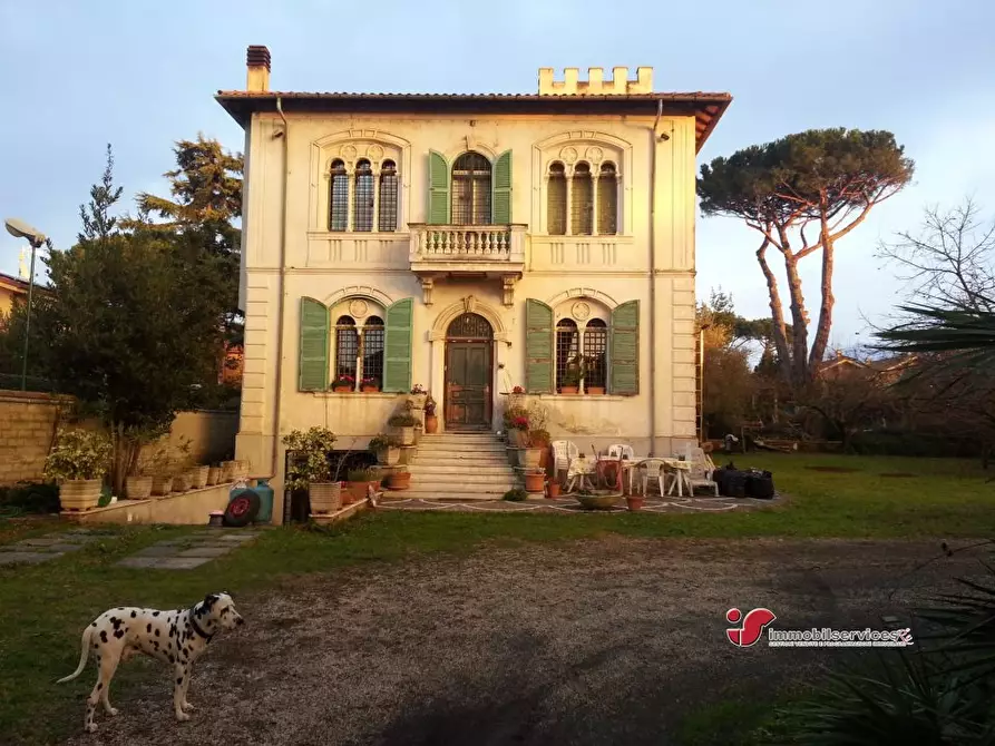 Immagine 1 di Villa in vendita  98 a Grottaferrata