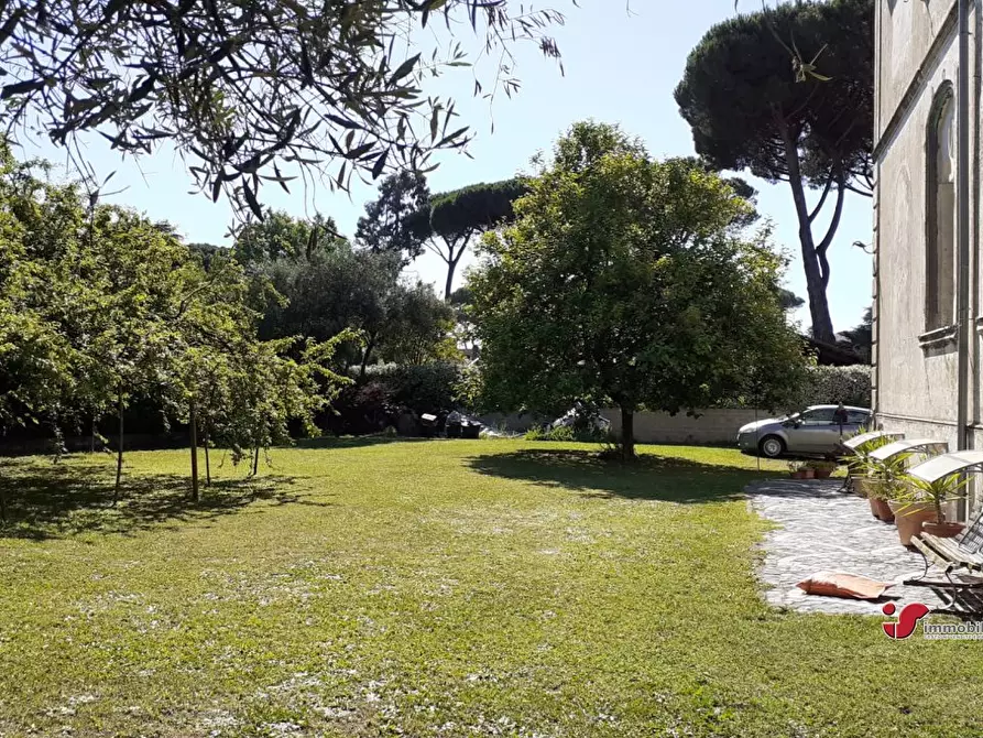 Immagine 6 di Villa in vendita  98 a Grottaferrata