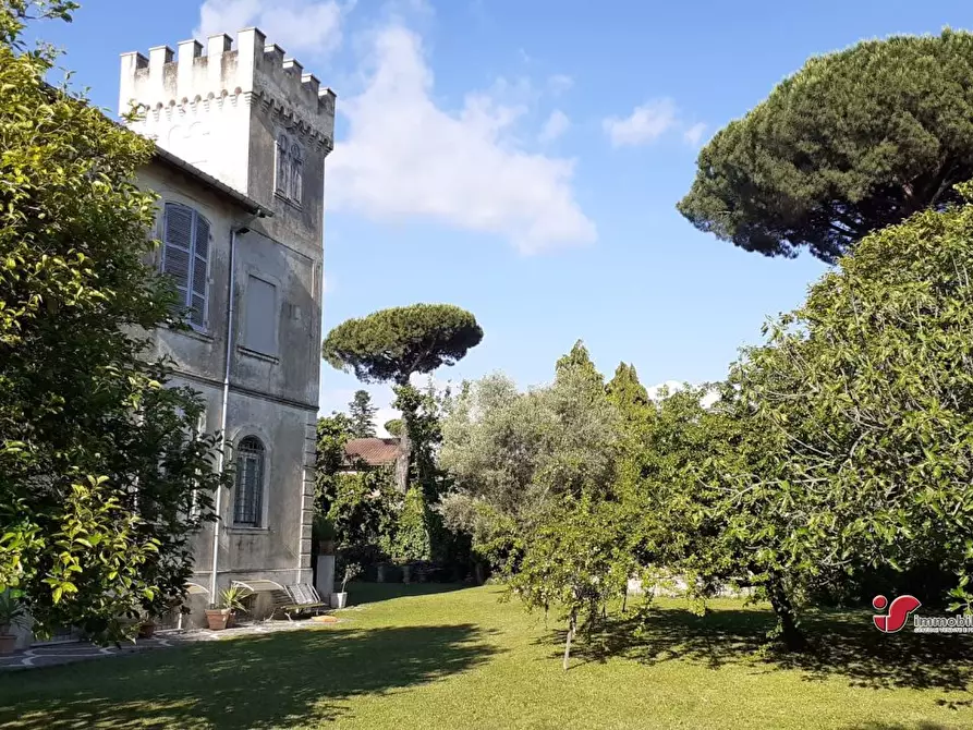 Immagine 4 di Villa in vendita  98 a Grottaferrata