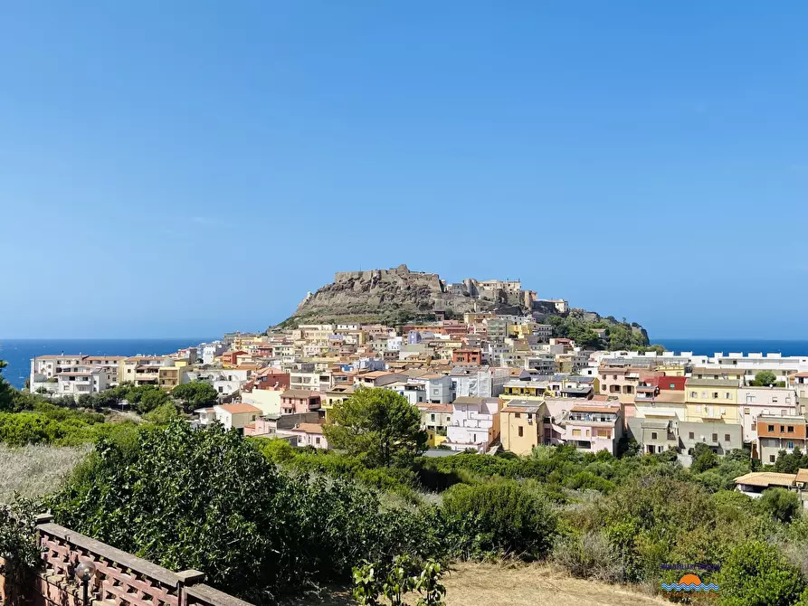 Immagine 1 di Villa in vendita  a Castelsardo