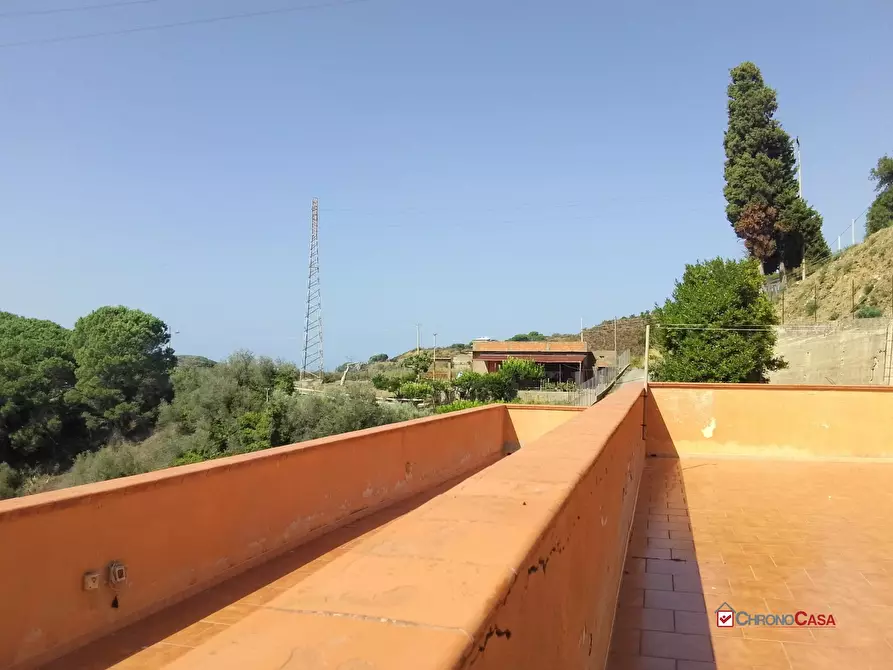 Immagine 10 di Villa in vendita  a Messina