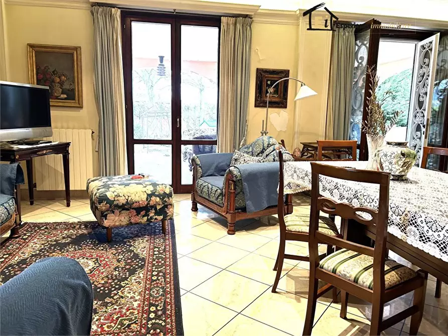 Immagine 5 di Villa in vendita  80 a Calvi Dell'umbria