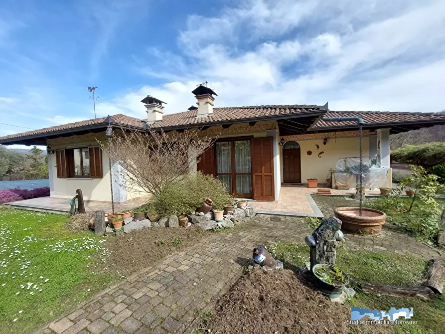 Immagine 5 di Villa in vendita  a Lessolo