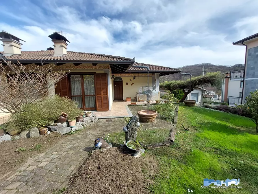 Immagine 6 di Villa in vendita  a Lessolo