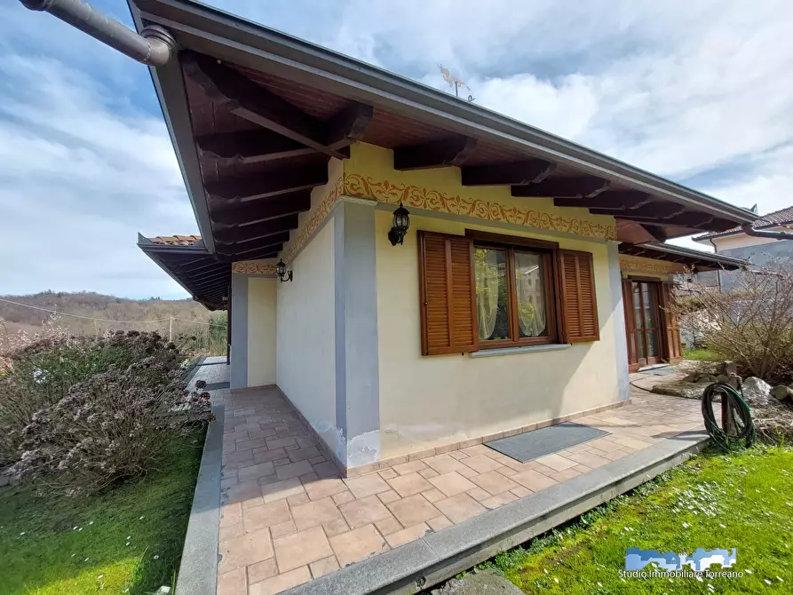 Immagine 4 di Villa in vendita  a Lessolo