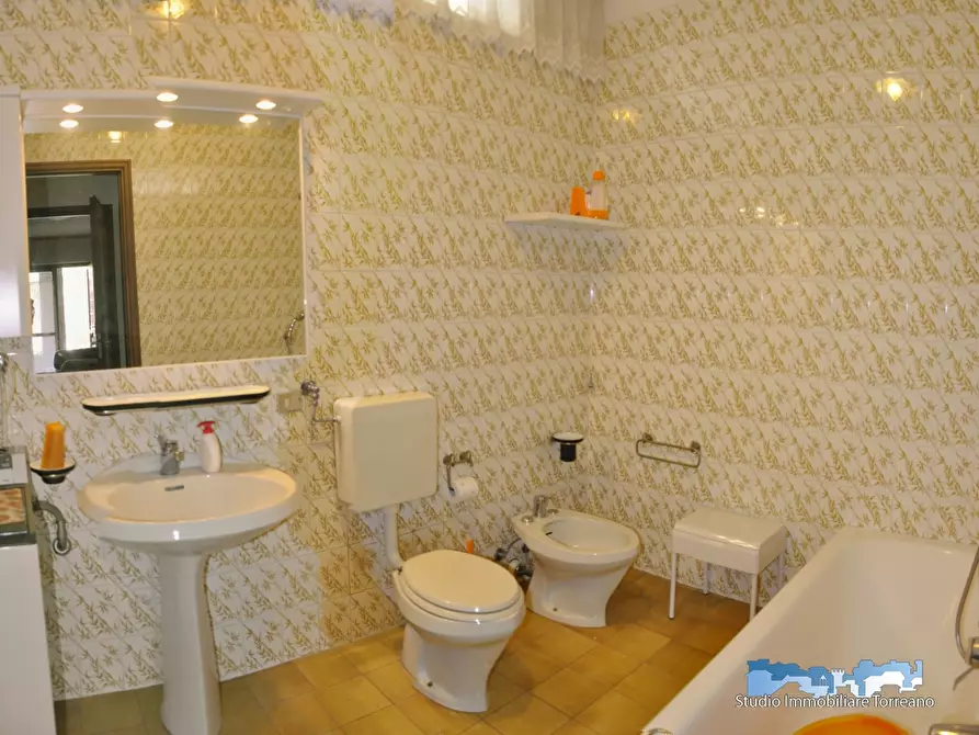 Immagine 7 di Villa in vendita  a Samone