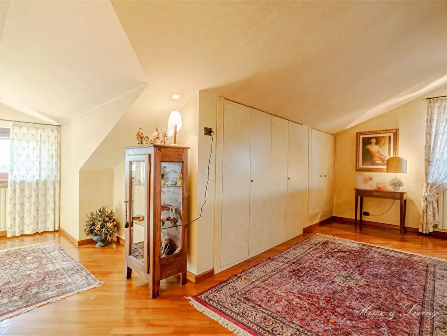 Immagine 9 di Villa in vendita  a Orbassano