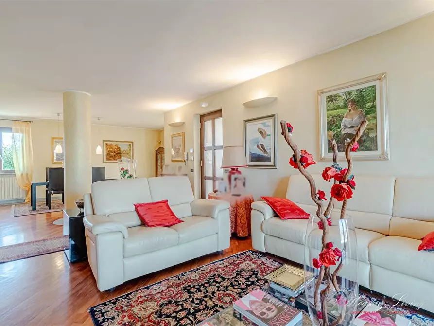 Immagine 7 di Villa in vendita  a Orbassano