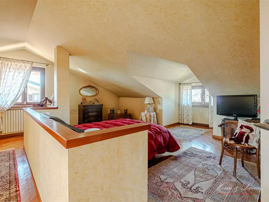 Immagine 10 di Villa in vendita  a Orbassano