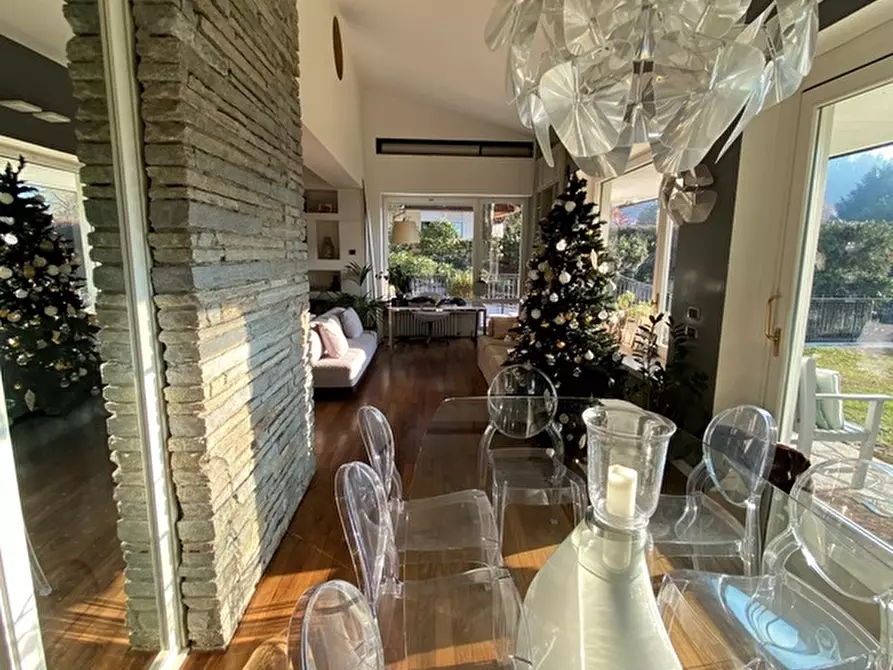 Immagine 7 di Villa in vendita  a Torino