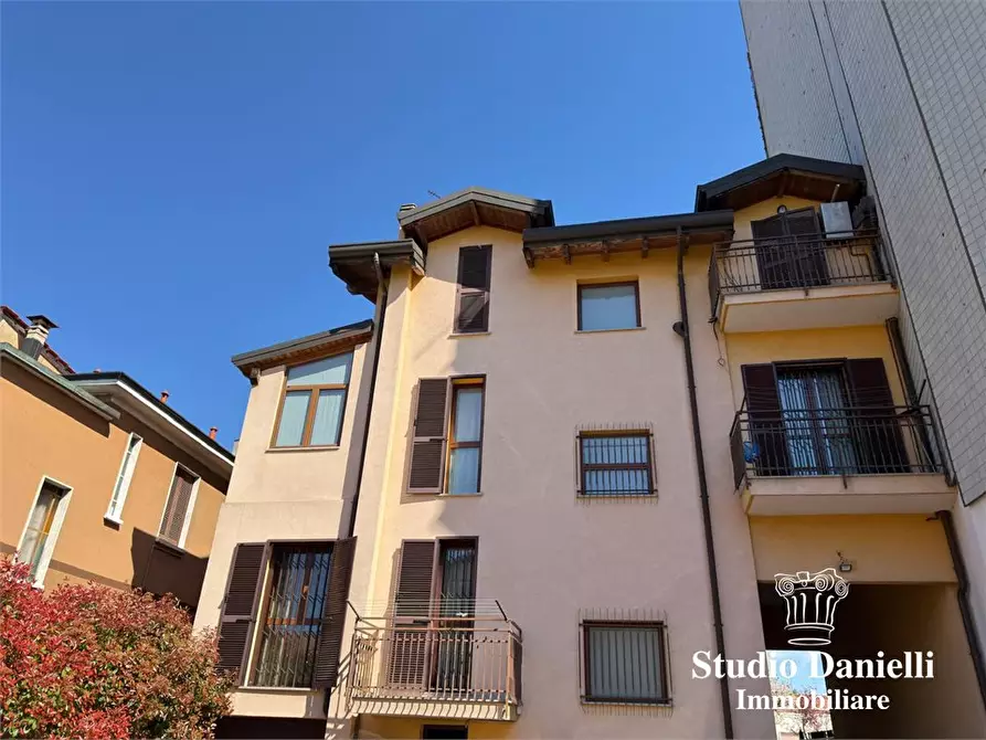 Immagine 4 di Villa in vendita  38 a Cinisello Balsamo