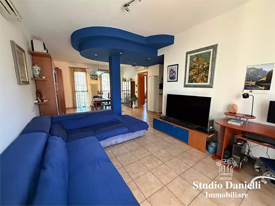 Immagine 9 di Villa in vendita  38 a Cinisello Balsamo