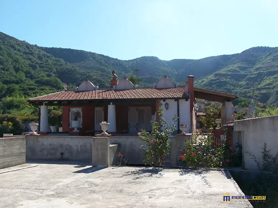 Immagine 6 di Villa in vendita  a Lipari