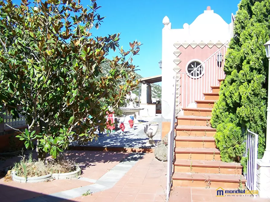 Immagine 7 di Villa in vendita  a Lipari