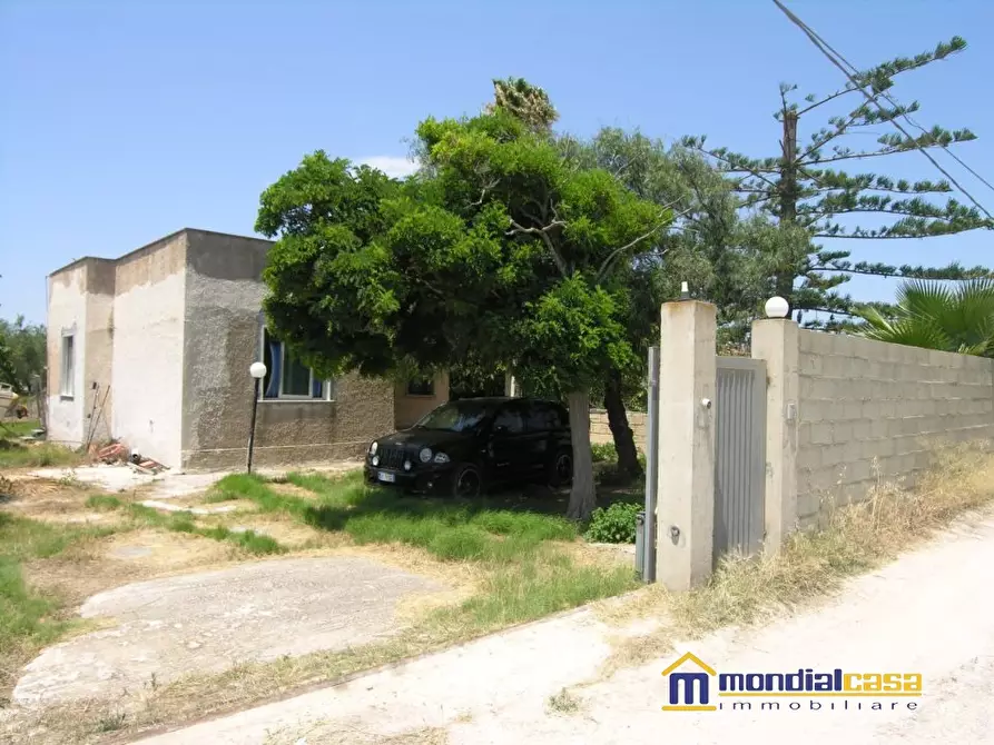 Immagine 2 di Villa in vendita  a Pachino