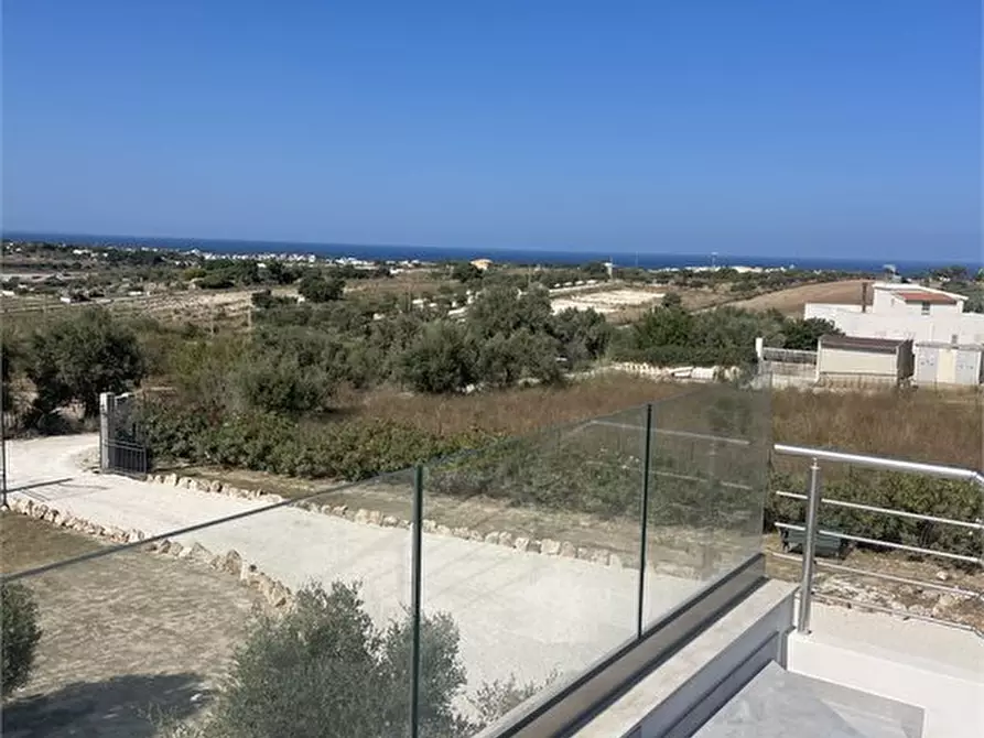 Immagine 9 di Villa in vendita  a Pachino