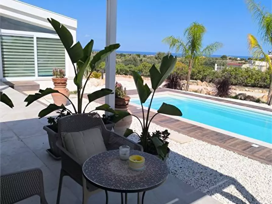 Immagine 6 di Villa in vendita  a Pachino
