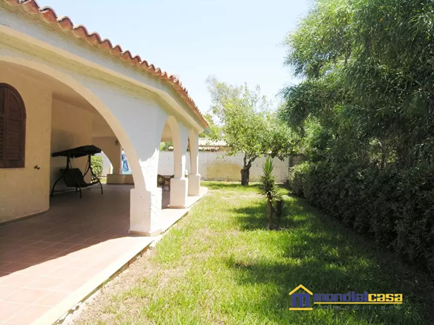 Immagine 3 di Villa in vendita  a Pachino