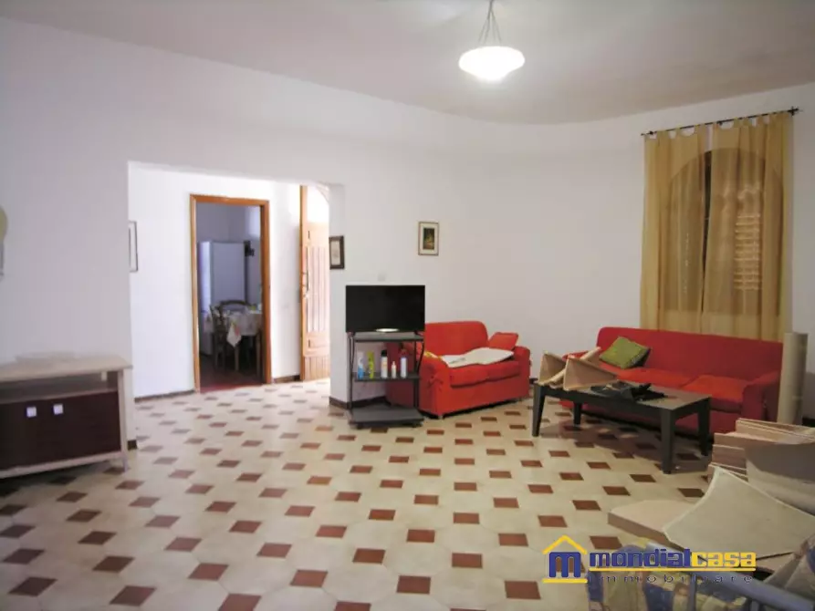 Immagine 8 di Villa in vendita  a Pachino