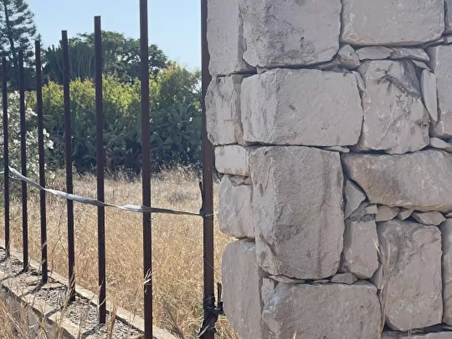 Immagine 9 di Villa in vendita  a Noto