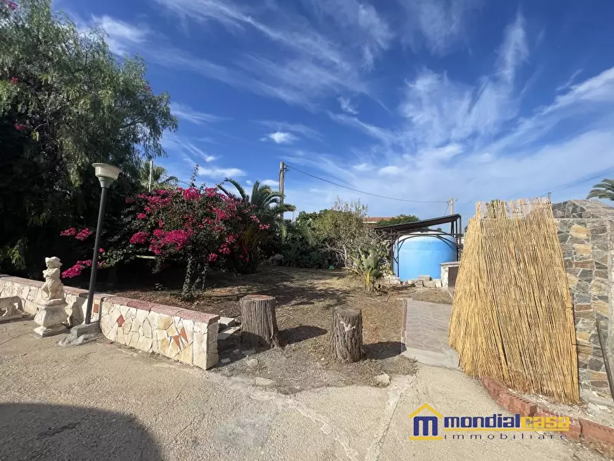 Immagine 5 di Villa in vendita  a Noto