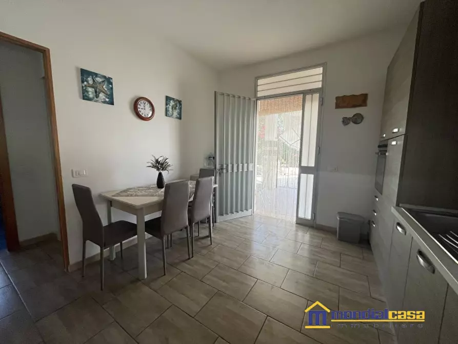 Immagine 7 di Villa in vendita  a Noto