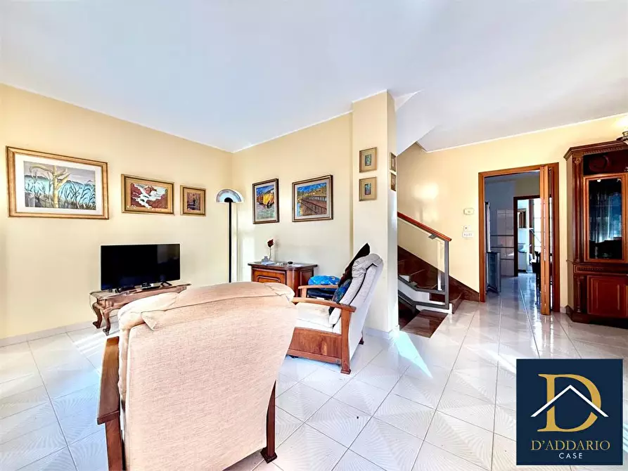 Immagine 4 di Villetta a schiera in vendita  2 a Taranto