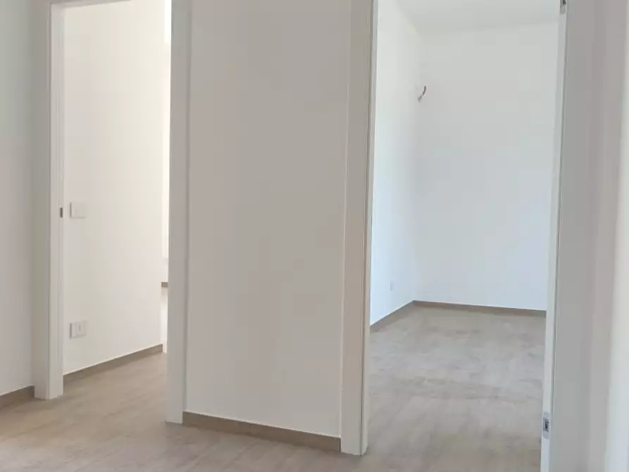 Immagine 6 di Villa in vendita  12 a Bari