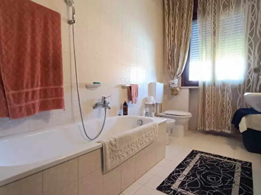 Immagine 10 di Casa semindipendente in vendita  a Casale Di Scodosia