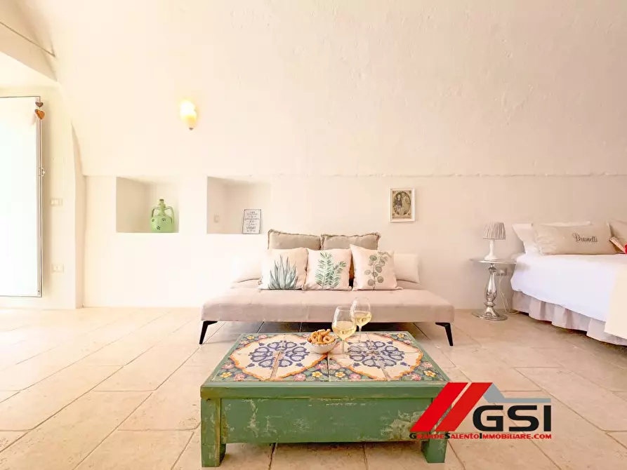 Immagine 2 di Villa in vendita  a Ceglie Messapico