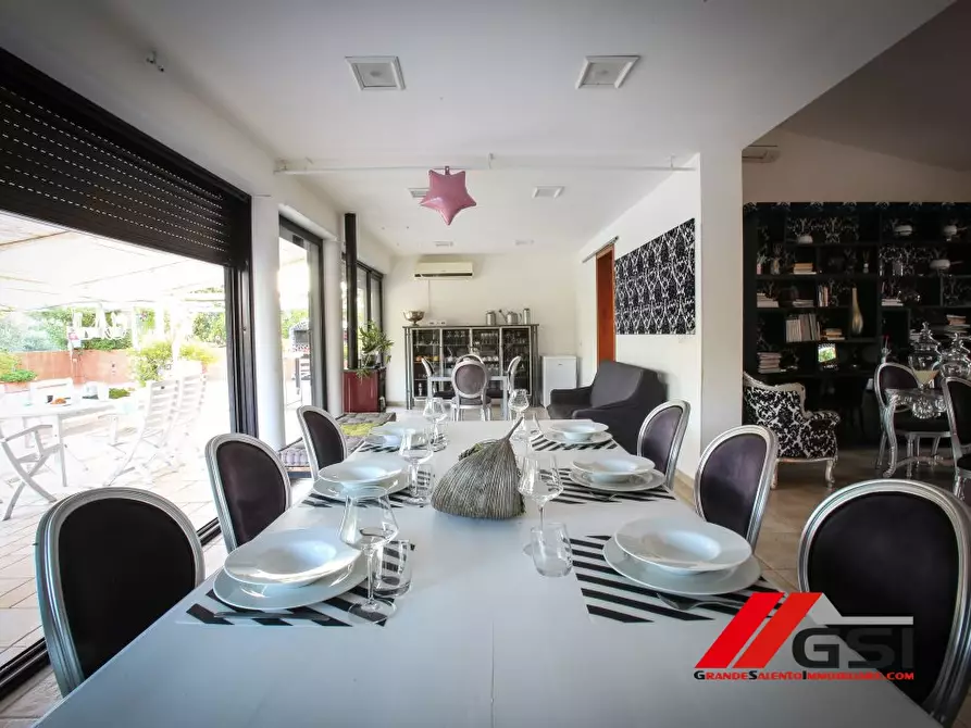 Immagine 9 di Villa in vendita  5 a San Michele Salentino