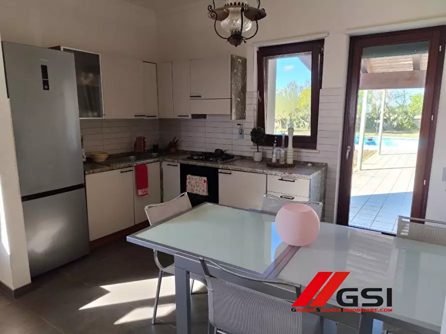 Immagine 4 di Villa in vendita  sn a San Vito Dei Normanni