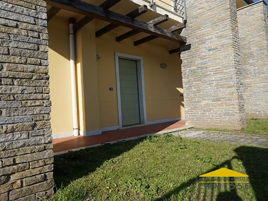Immagine 3 di Casa indipendente in vendita  a Carrara