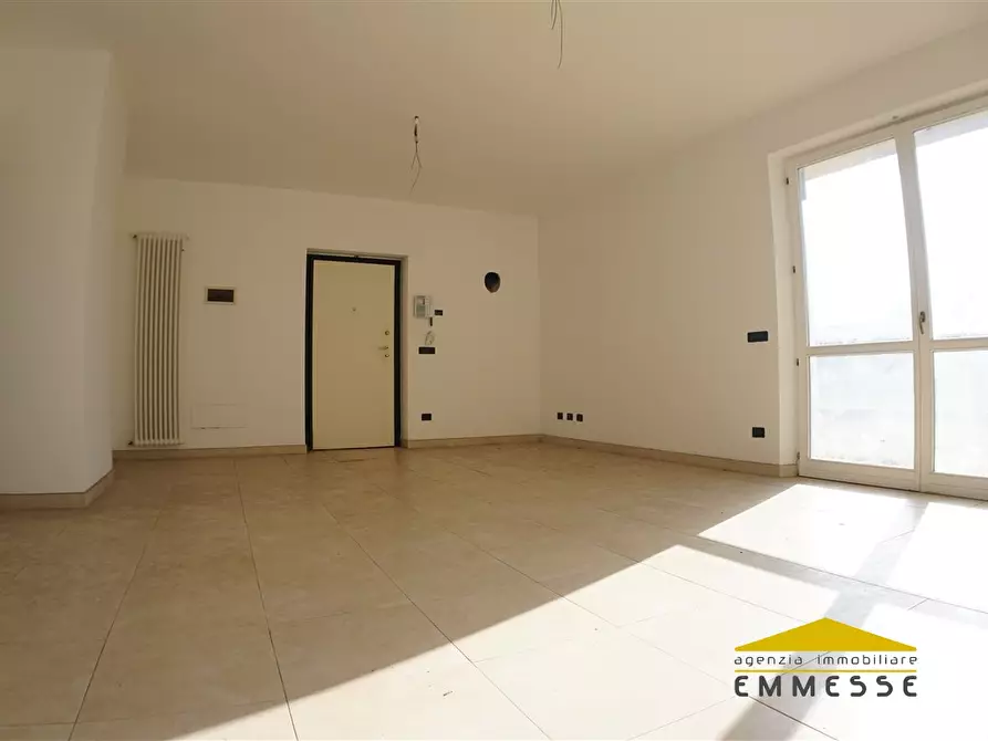 Immagine 10 di Casa indipendente in vendita  a Carrara