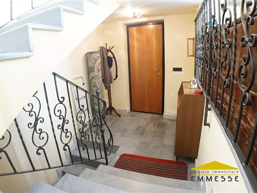 Immagine 10 di Casa indipendente in vendita  a Massa