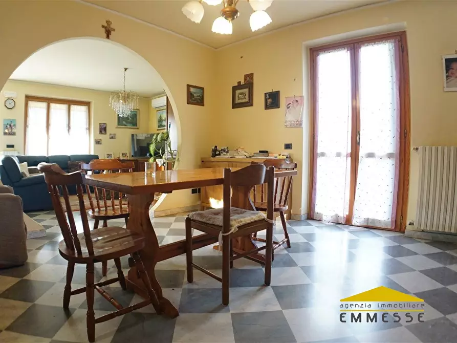 Immagine 6 di Casa indipendente in vendita  a Massa