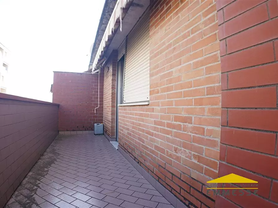 Immagine 3 di Casa indipendente in vendita  a Massa