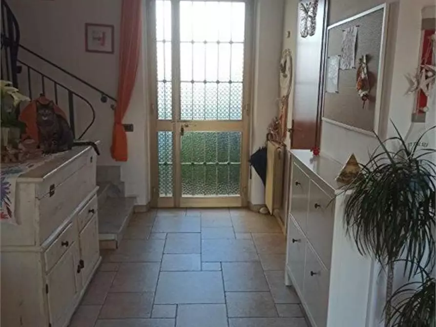 Immagine 6 di Casa indipendente in vendita  a Massa