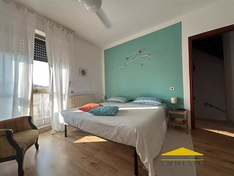 Immagine 10 di Casa indipendente in vendita  a Massa