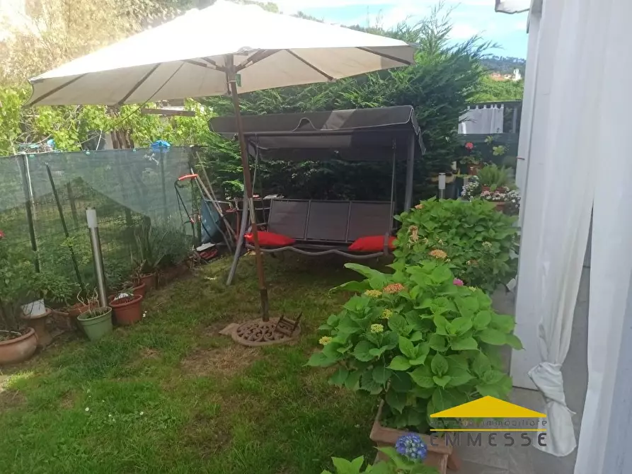 Immagine 4 di Casa indipendente in vendita  a Massa