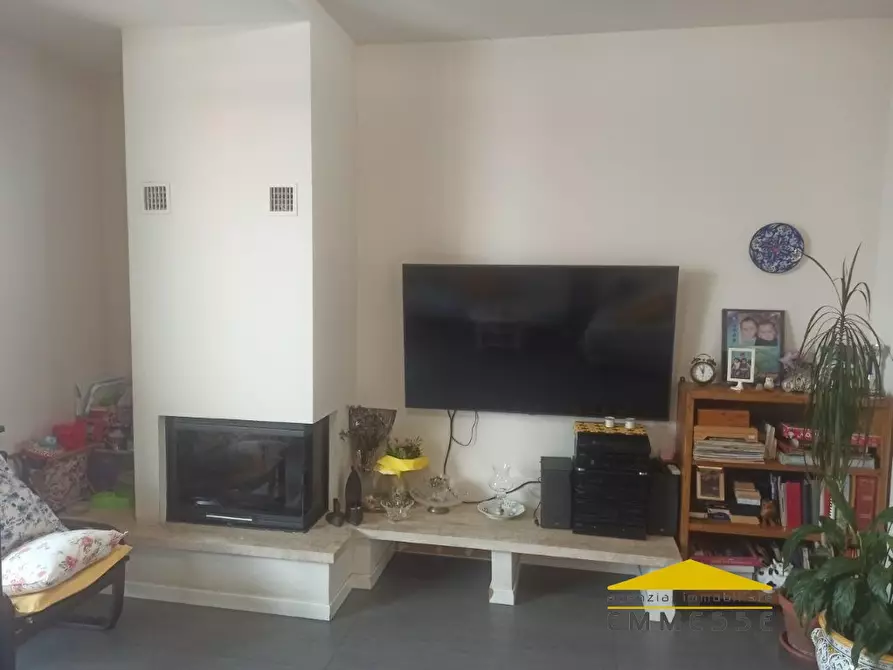 Immagine 6 di Casa indipendente in vendita  a Massa