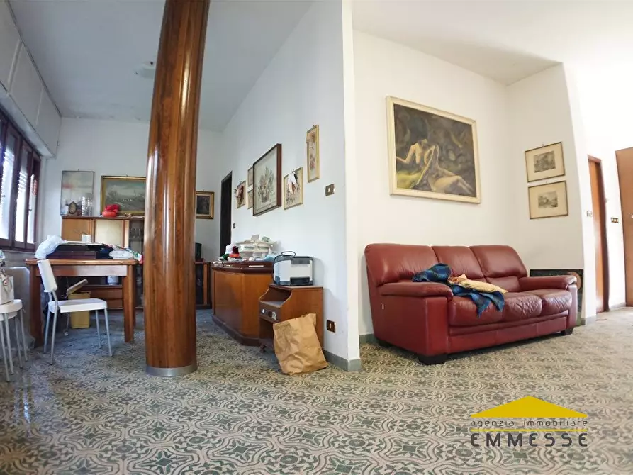 Immagine 6 di Casa indipendente in vendita  a Massa